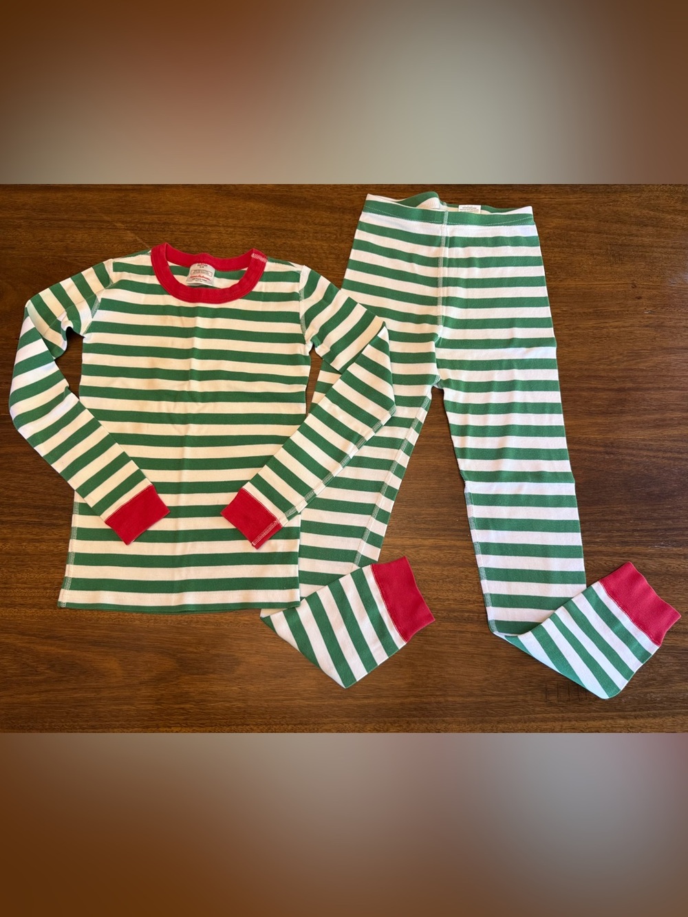 Hanna Andersson Green & White Stripe Pajama Set with Red Trim Size 10